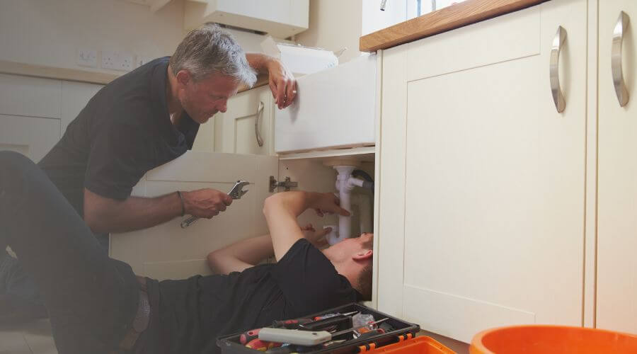 Professional burst pipe repair services in Juana Diaz, PR